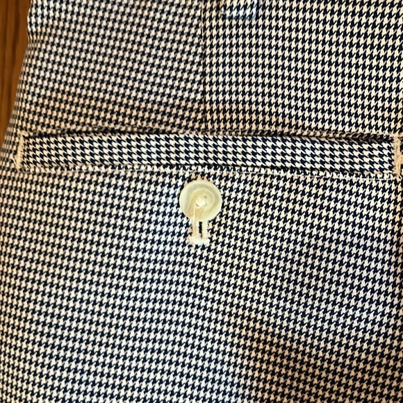 Walter Hagen Mens 10” golf shorts. 30” W - Picture 4 of 5